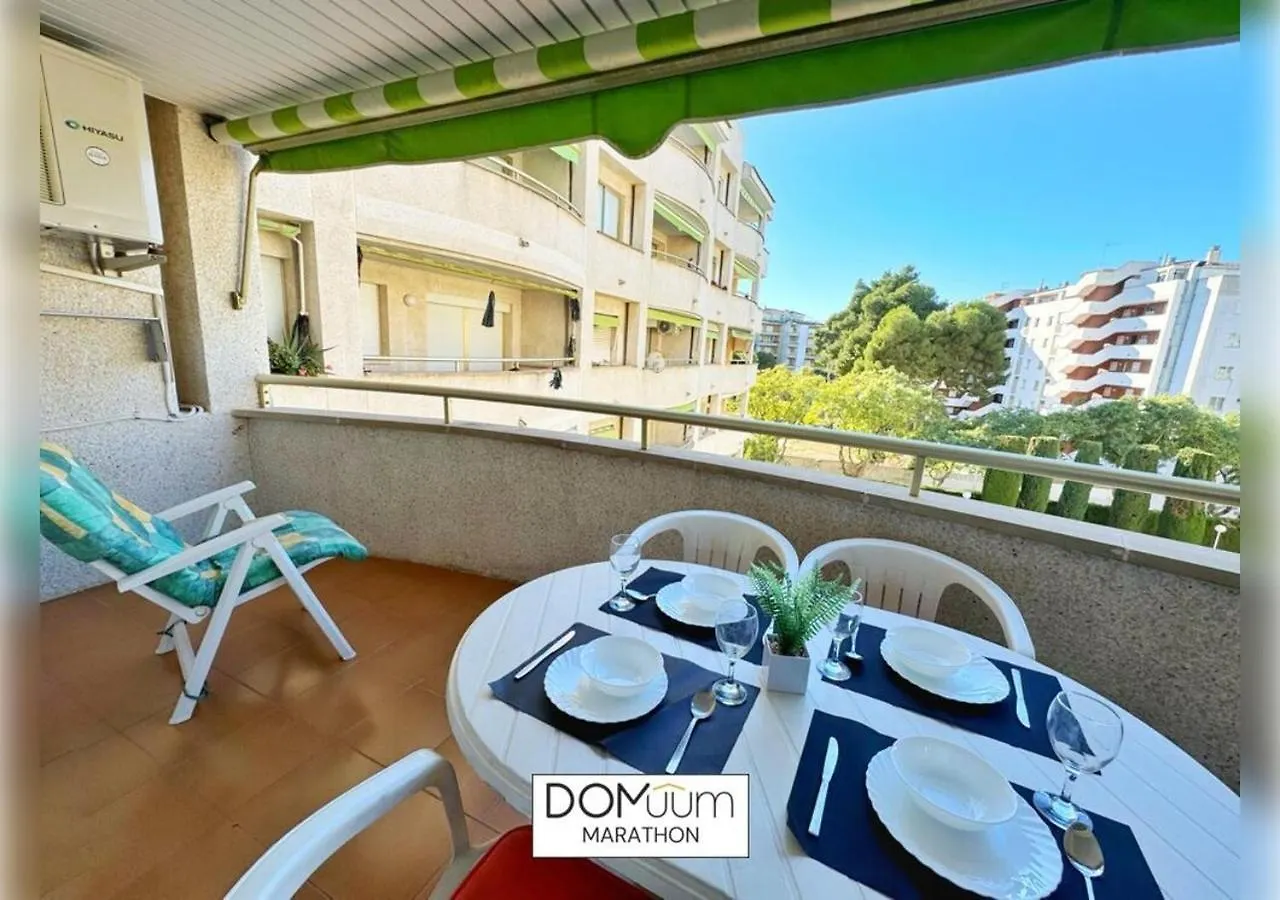 Domuum Holidays - Marathon Salou 0*,  Spain