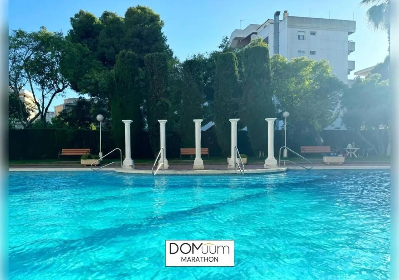 Domuum Holidays - Marathon contacts